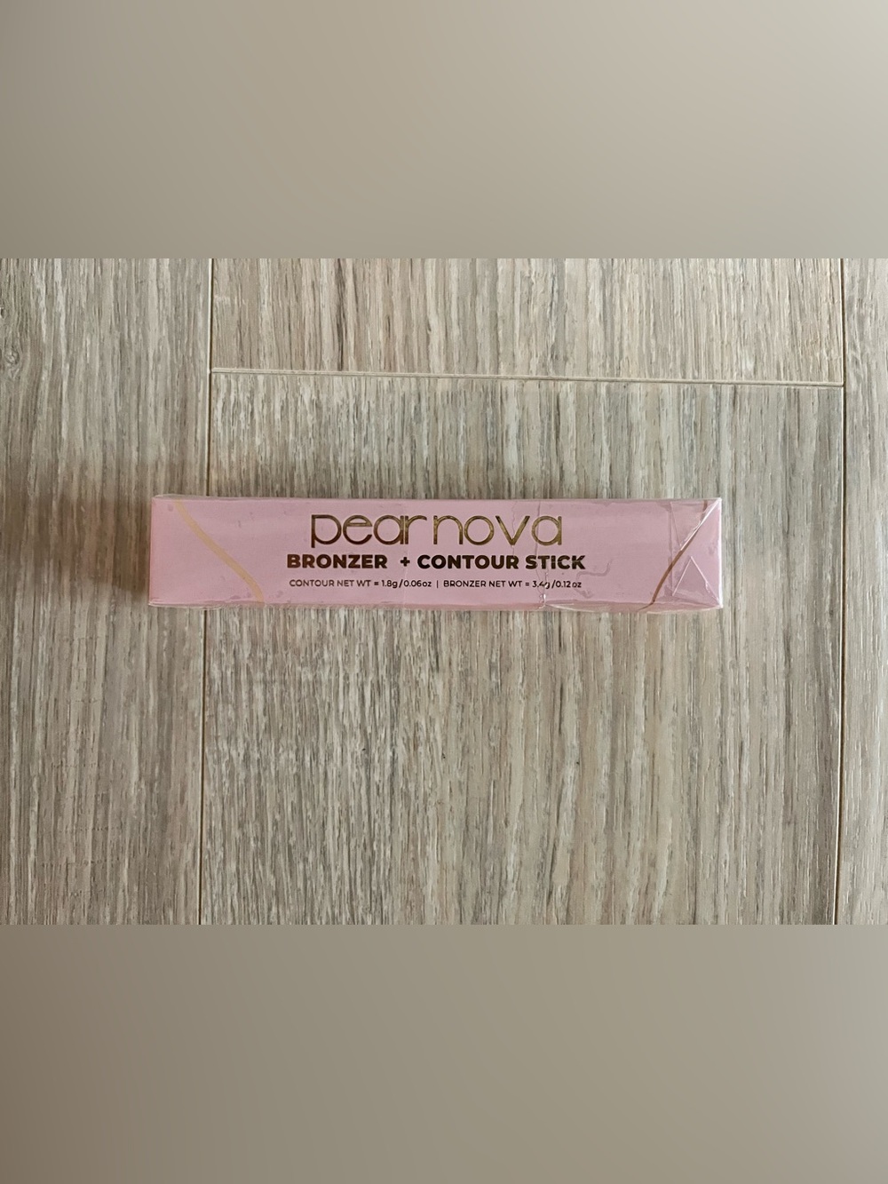 NIB PEAR NOVA Bronzer + Contour Stick Full Size (5.2 g) Light